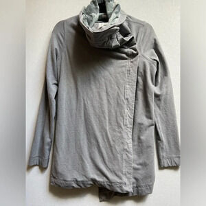 Lululemon Athletica Savasana cowl funnel neck wrap  jacket Sz M